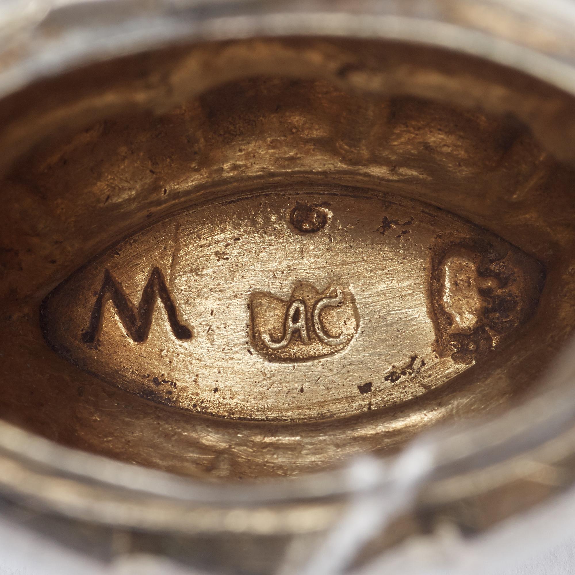 A Swedish 18th century parcel-gilt snuff-box, marks of Andreas Cron, Malmö 1758.