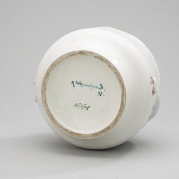 An Alf Wallander Art Nouveau porcelain vase, Rörstrand 1898.