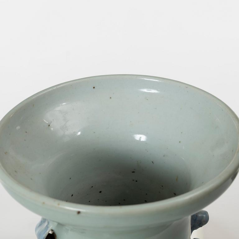 Two porcelain floor vases, China, circa 1900.