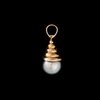 HÄNGE, 18K guld, pärla, diamant. Vikt ca 3,7 g.