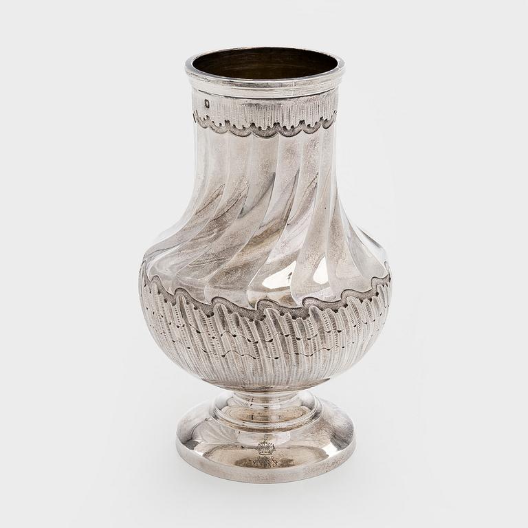 Boin-Taburet, maljakko, hopeaa (.950), Pariisi 1800-luvun loppu.