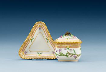 1447. A set of five triangular Royal Copenhagen 'Flora Danica' custard cups with stands, 20th Century.