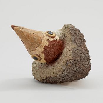 A Tyra Lundgren stoneware figure of a bird, 1967.