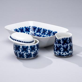 TEE-JA KAHVIKALUSTE, 34 osaa, posliinia, "Mon Amie" Marianne Westman.