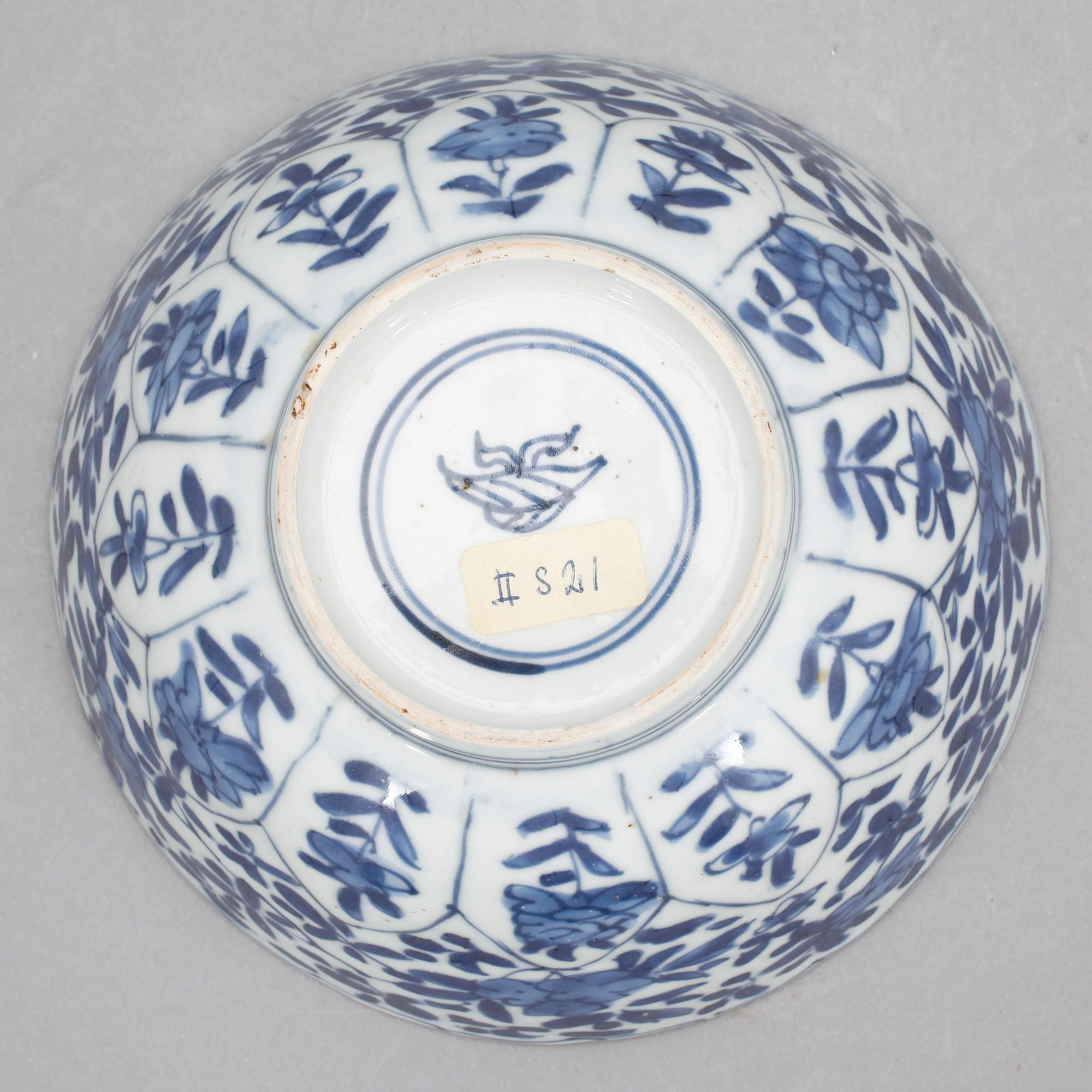 SKÅL, porslin. Qing dynastin, Kangxi (1662-1722).