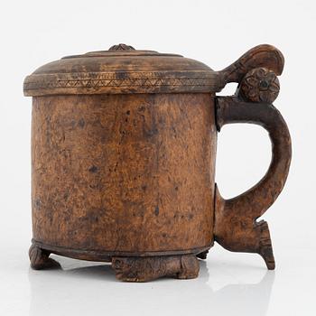 A birch tankard, Norway, 18th/19th Century.