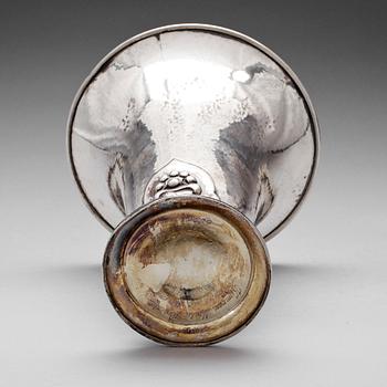 VAS, silver, K. Anderson, Stockholm, 1922. Vikt ca 570 gram.