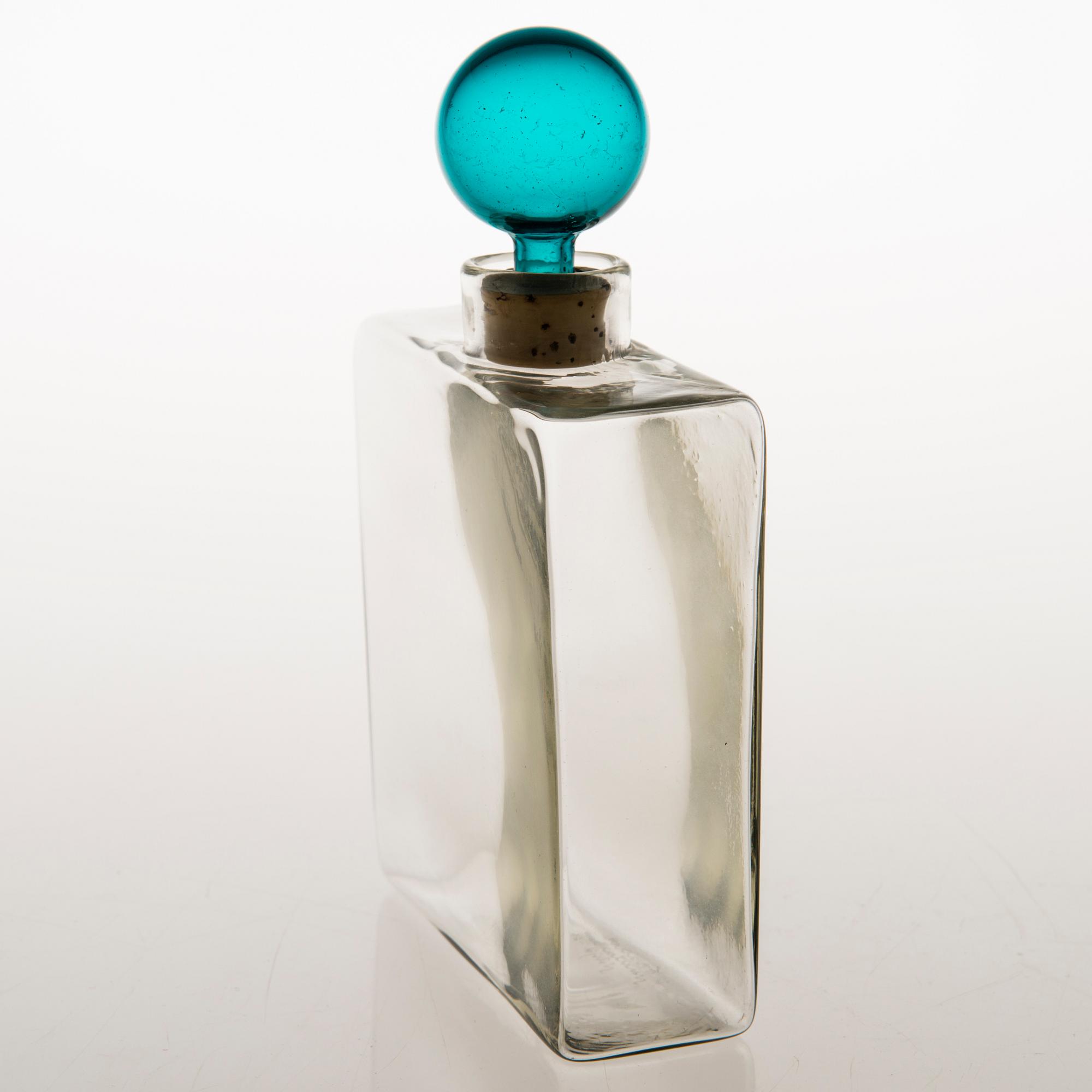 KAJ FRANCK, a bottel signed K. Franck Nuutajärvi Notsjö -61.