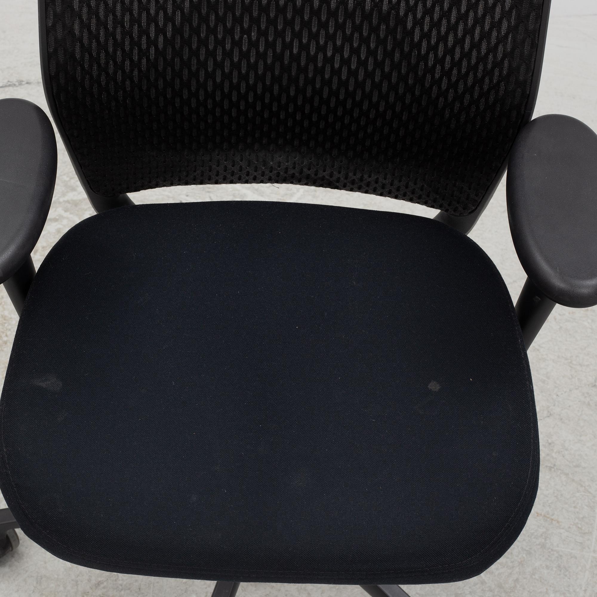 Antonio Citterio, office chair, "ID Mesh", Vitra, contemporary.