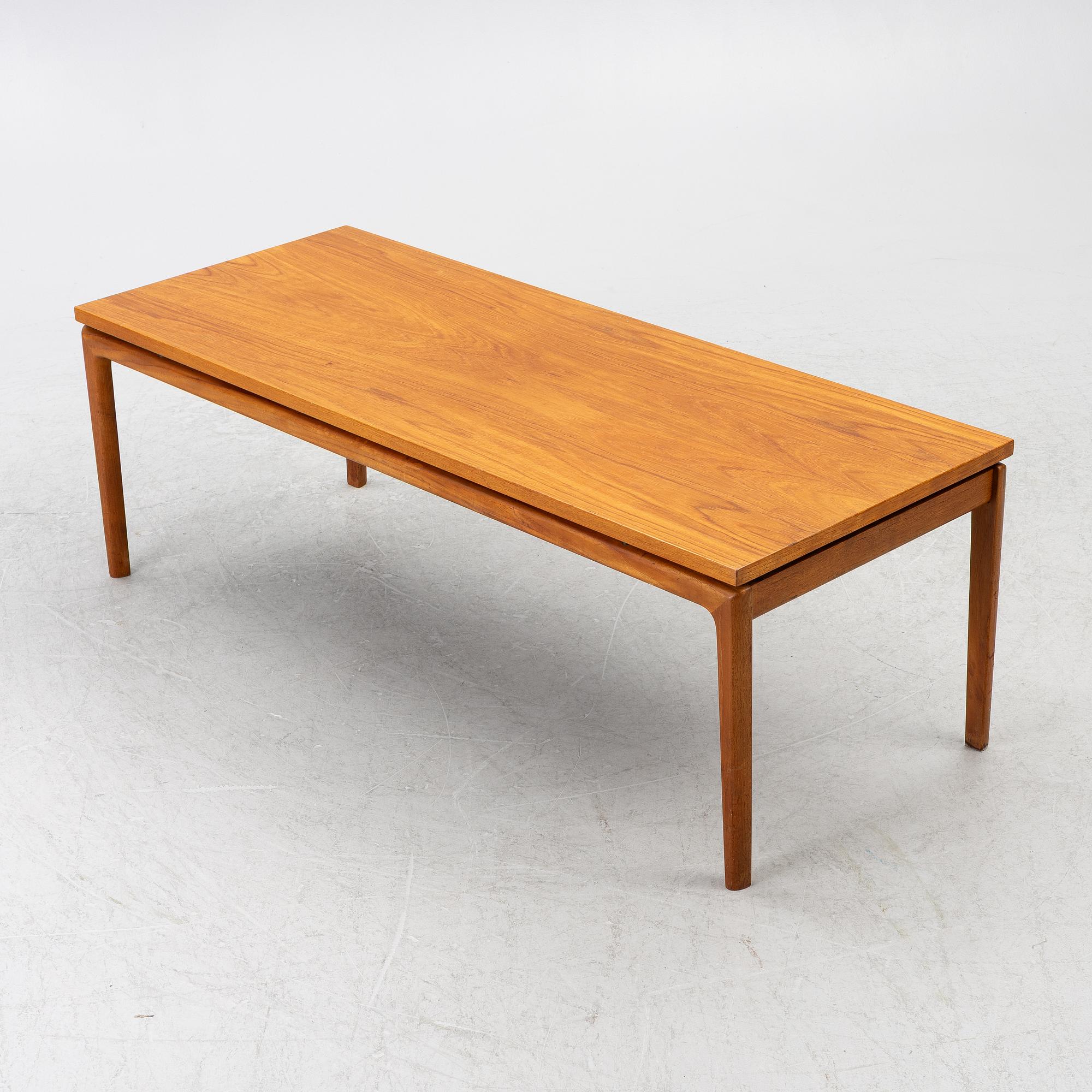 Ole Wanscher, coffee table, France & Søn, second half of the 20th century.