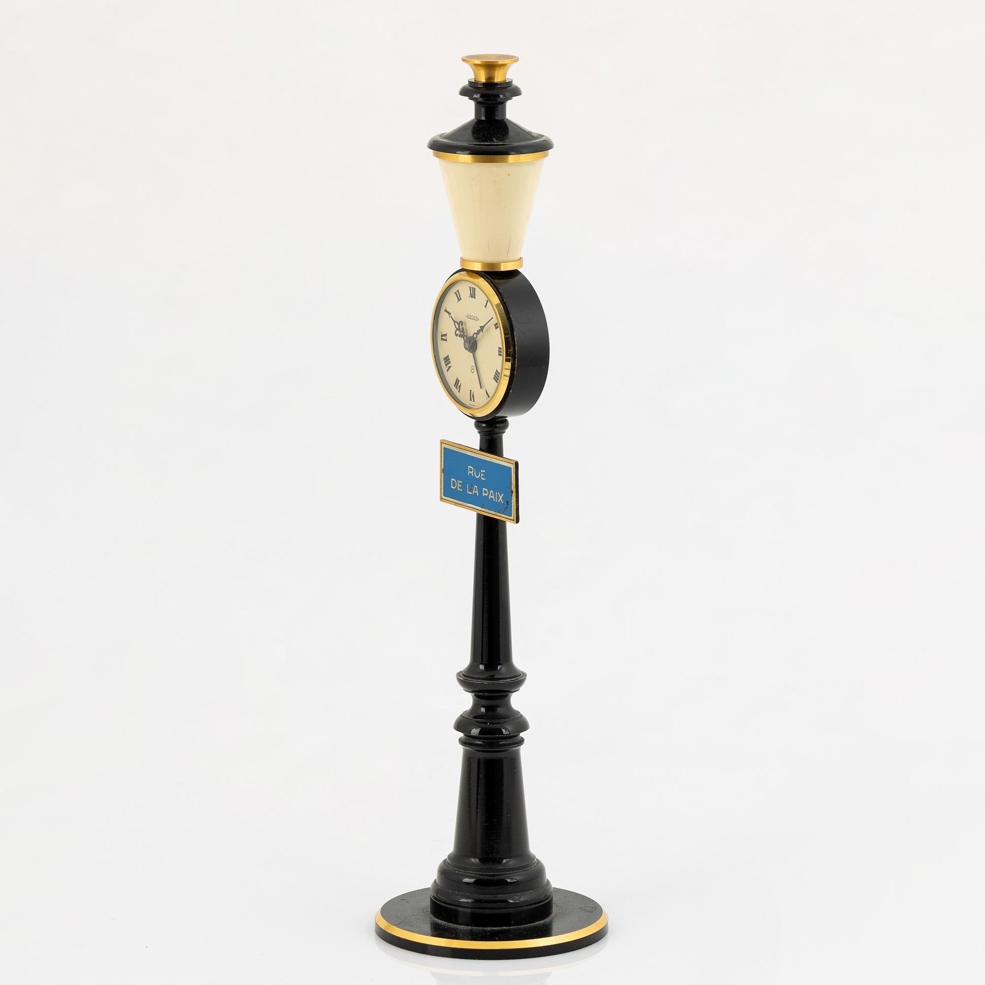 Jaeger-LeCoultre, "Rue De La Paix", table clock, 28 cm.