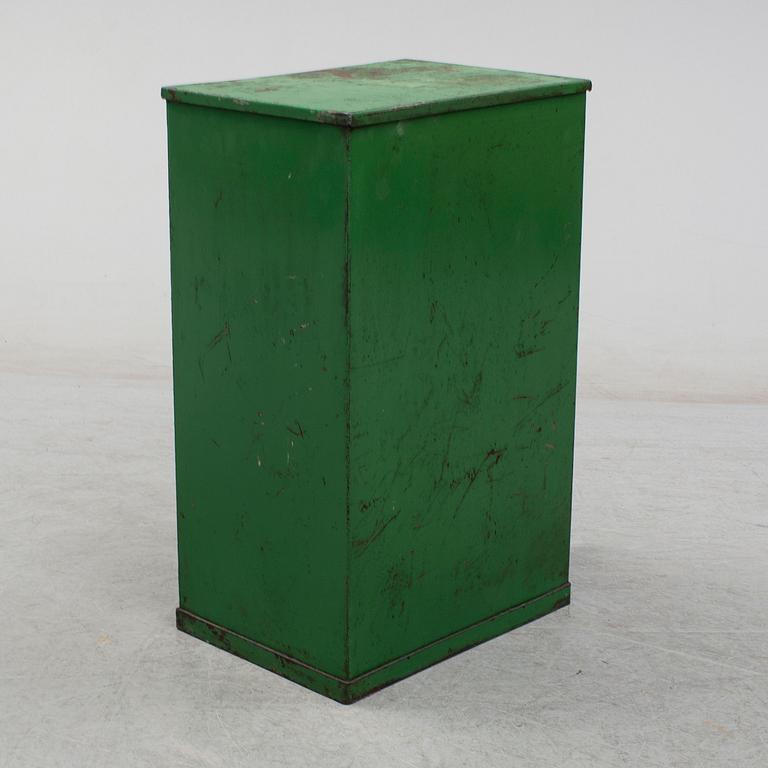 OLJEBAR, "BP" omkring 1900-talets mitt.