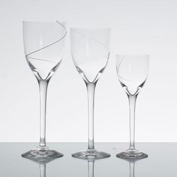 GLASSERVISDELAR, 17 st, "Line", Anna Ehrner, Kosta Boda, 1900-talets fjärde kvartal.