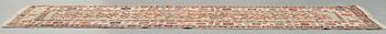 MATTO, an antique Kuba, ca 289,5 x 97 cm (as well as the ends with 1 cm light blue soumak).
