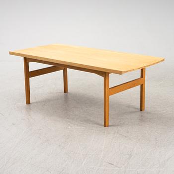 Tove & Edvard Kindt Larsen, an oak coffee table, AB Seffle Möbelfabrik, 1960's.