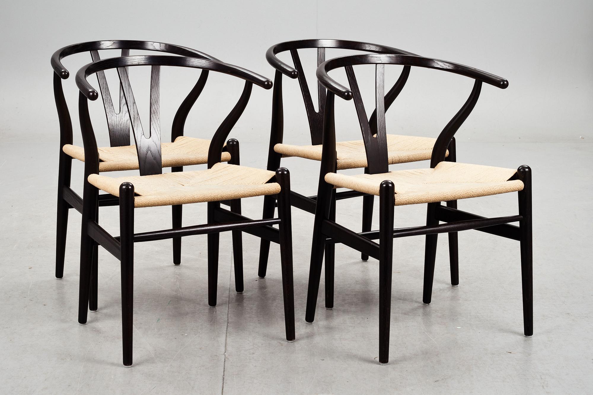 KARMSTOLAR, 4 st, Y-stolen, formgivna av Hans Wegner 1950, tillverkade av Carl Hansen & Son Aarup.