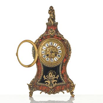 A Rococo-style mantle clock, around 1900.