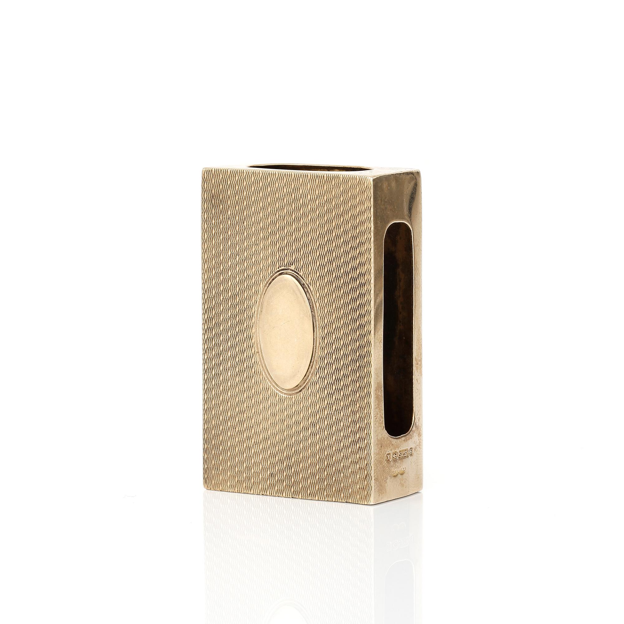 FODRAL till TÄNDSTICKSASK, 9k guld, Birmingham, England, 1922. Vikt 11 g.