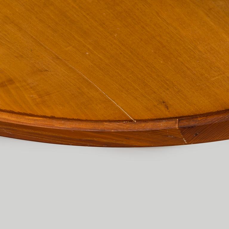 Josef Frank, a model '2139' coffee table, Svenskt Tenn, Sweden, before 1985.