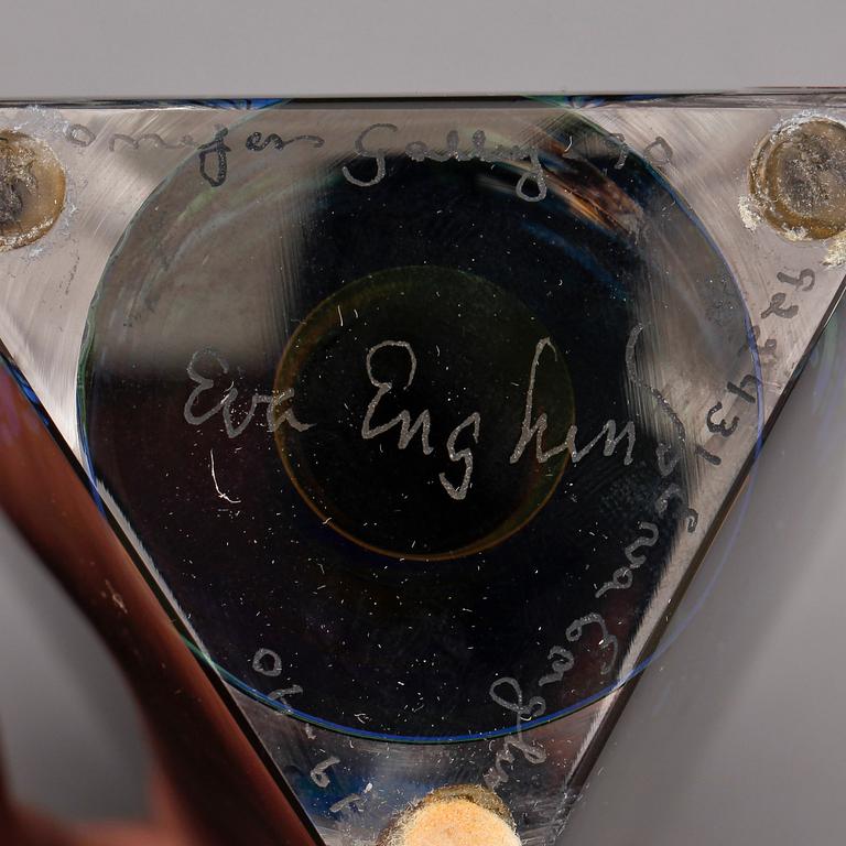 EVA ENGLUND, glasskulptur, "Totem I", Orrefors Gallery, sign o numr 922431. Dat -90.