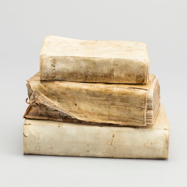 ANTIKA BÖCKER, 3 stycken pergamentband, Elzevir / Elsevier m fl, 1600- och 1700-tal.