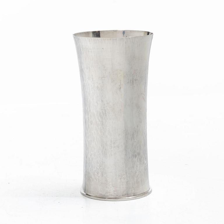 Gunnar Cyrén, Vase, silver, Gävle 1989.