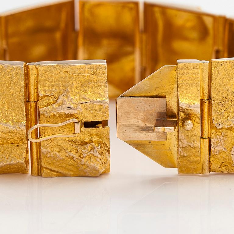 Björn Weckström, armband "Gyllene ström", 14K guld. Lapponia 1968.