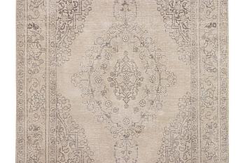 Matta, orientalisk vintage design, ca. 293 x 193 cm.