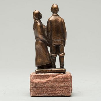 AXEL OLSSON, brons, signerad.