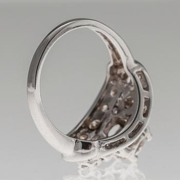 A RING, 14K white gold. Old-, brilliant and 8/8 cut diamonds c. 1.17 ct. Size 16. Weight 4,5 g.