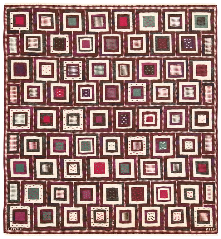 CARPET. "Tvistrutan". Rölakan (flat weave). 256 x 238,5 cm. Signed AB MMF AMF.