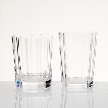 Elis Bergh, a "Karlberg" 48 piece glass service, Kosta Boda, 20th century.