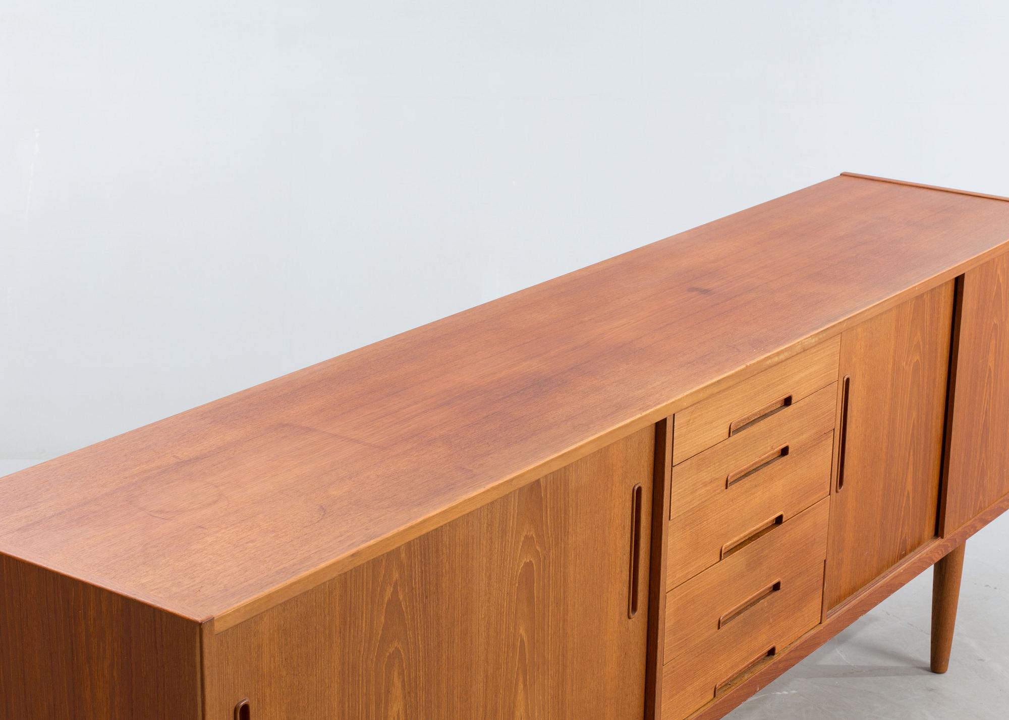 SIDEBOARD, "Gigant", Nils Jonsson, Troeds, 1950/60-tal.