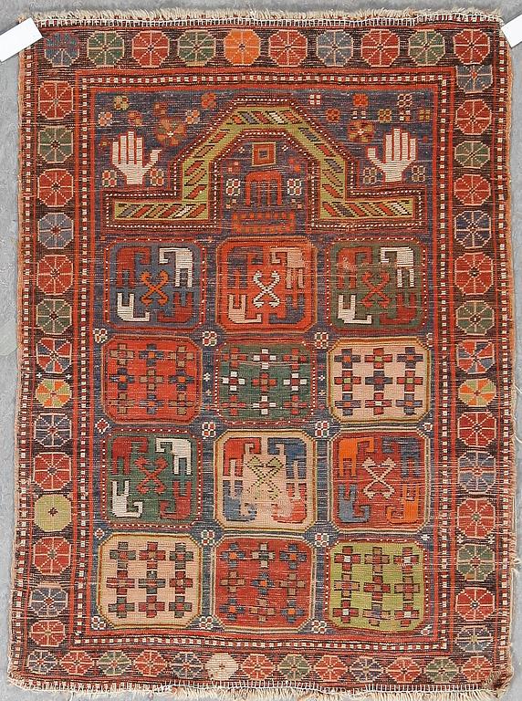 MATTA, antik/semiantik, Kaukas, ca 132x99 cm.