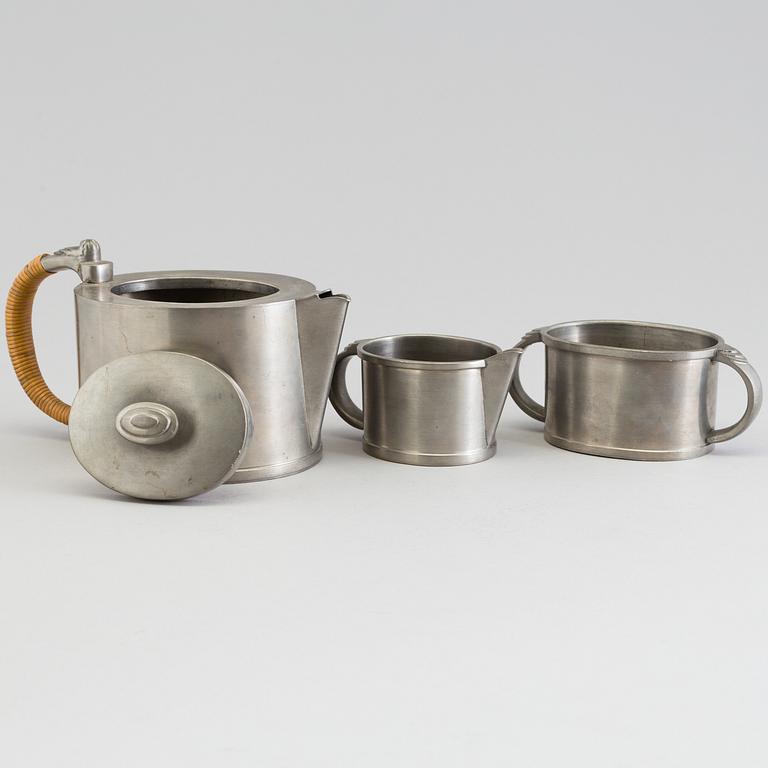 A pewter tea set from GAB, 1930-1.