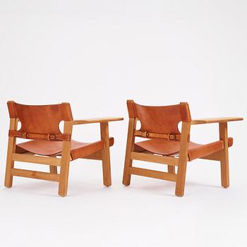 Børge Mogensen, a pair of "Spanish Chairs" model "226", Fredericia Stolefabrik, Denmark.