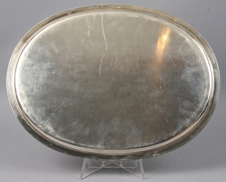 BRICKA, silver, Eric Råström, 1956. Vikt 1500 gram.