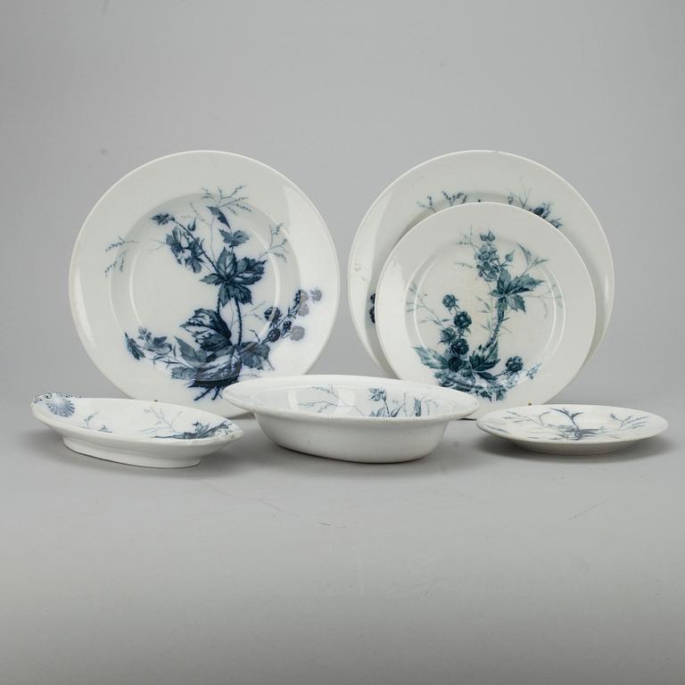 SERVIS, "Rubus", 43 delar, Villeroy & Boch, 1874-1909.