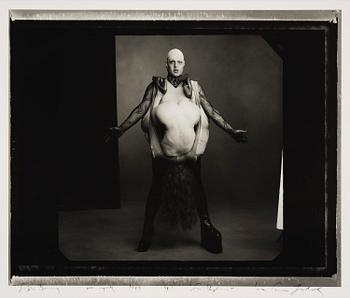 206. Annie Leibovitz, "Leigh Bowery, New York", 1993.