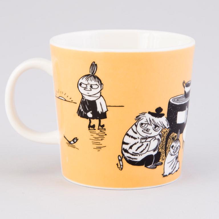 MOOMIN-MUG, porcelain, 'Mug dark yellow',  Moomin Characters, Arabia 1991-1996.