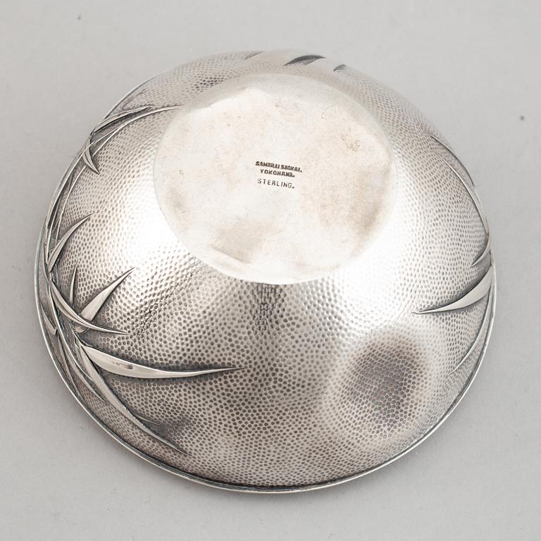 Silverföremål, 4 delar, främst Sterling. Japan, signerade Yamakawa, Shokai Yokohama samt Miyamoto, 1900-tal.