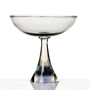 Sven Palmqvist, fyra delar, glas, Kraka, Orrefors 1940-50-tal, nr 34, 170, 359 samt en osignerad.