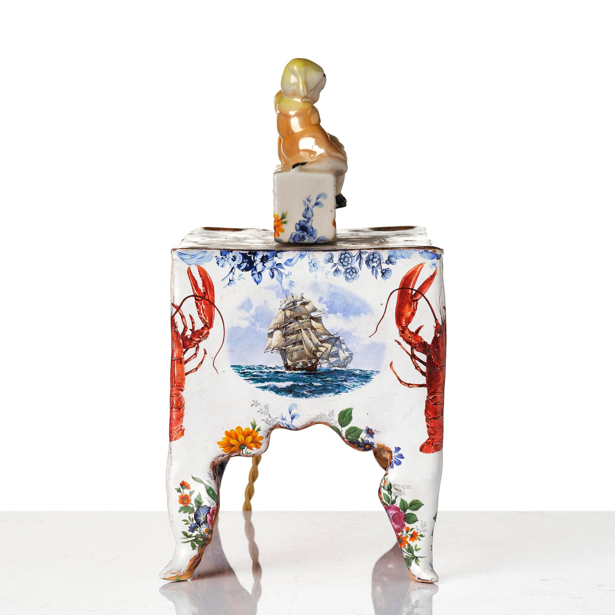 Per B. Sundberg, “Kärlekspar” (Romantic Couple), a porcelain sculpture, executed in his studio, 1999.