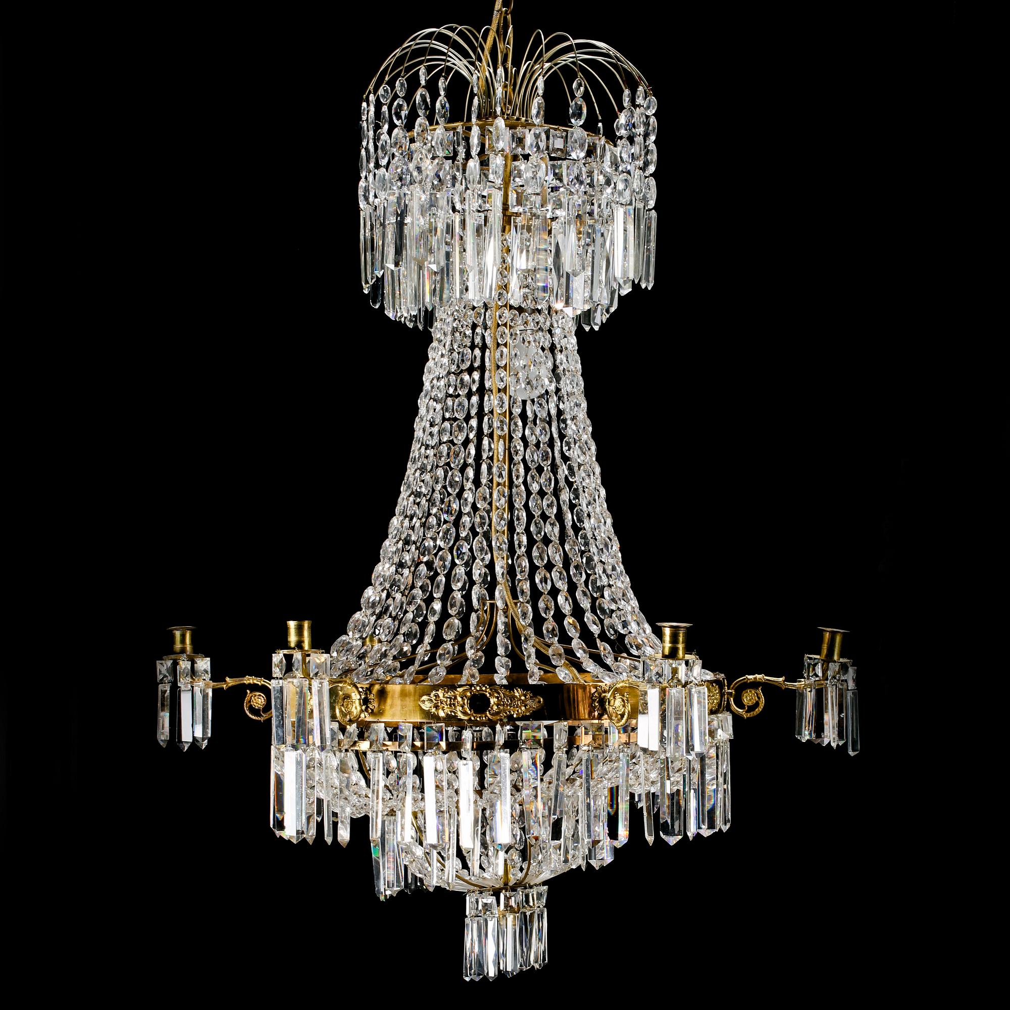 LJUSKRONA, empirestil, 1900-talets början. Höjd ca 110 cm.