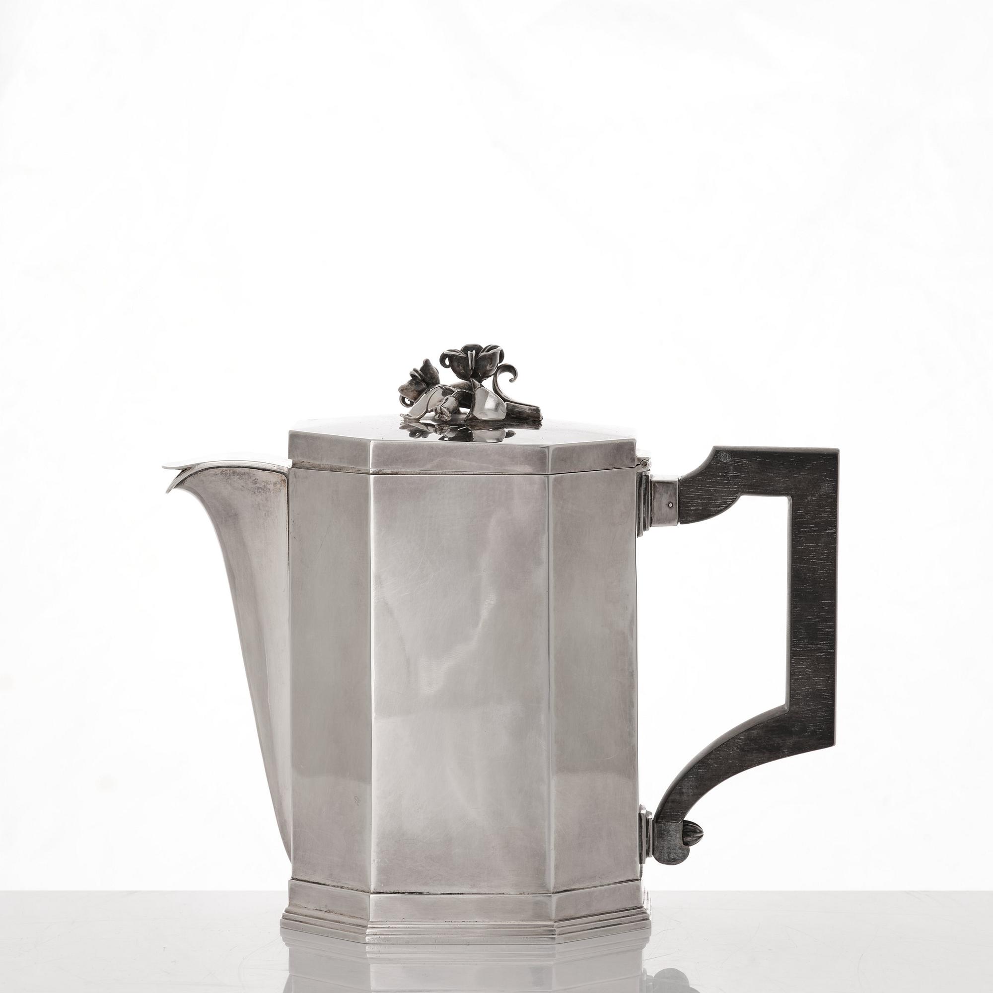 Atelier Borgila, a sterling silver coffee set, 3 pcs, Stockholm 1935.