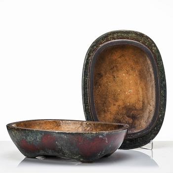 Hans Hedberg, a faience bowl with cover, Biot, France.