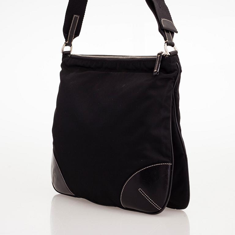 Prada, laukku.