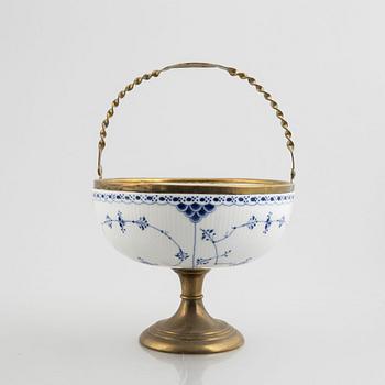 A 'Blue Fluted Half Lace' / 'Musselmalet' bowl with metal fittings, Royal Copenhagen, 19th century.