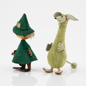 Atelier Fauni, Muminfigurer, 2 st, "Sniff" & "Smusmumriken", Finland, 1950-60-tal.