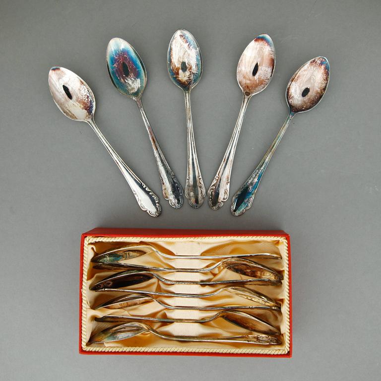 TESKEDAR, 12 st, silver, modell "Haga". Vikt ca 175 g.